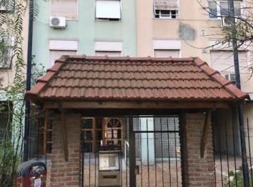 Departamento · 65m² · 4 Ambientes · Dpto 4 Amb en Banfield - Presidente Peron 2825