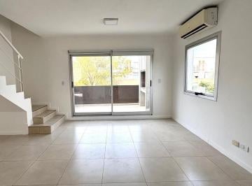 Departamento · 70m² · 3 Ambientes · 1 Cochera · Duplex en Alquiler 3 Ambientes en Lagos del Sendero.