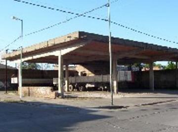 Bodega-Galpón · 400m² · Esquina de Aproximadamente 20x20