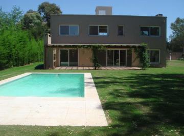 Casa de 4 ambientes, Pilar · Bosque Chico Casa en Alquiler Anual y Venta en Bosque Chico