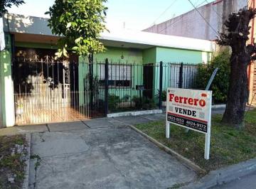 Casa · 100m² · 4 Ambientes · 1 Cochera · Casa en Venta en Ituzaingo Norte