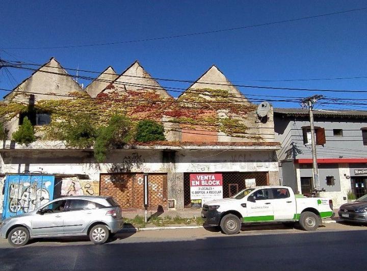 Local comercial · 730m²