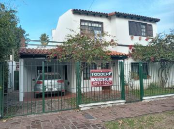 Casa de 5 ambientes, Almirante Brown · Hermosa Casa en Jose Marmol