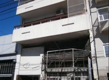 AVS-AVS-210_2 · Excelente Semipiso 4 Amb. Transformado a 3 Amb. y Reciclado