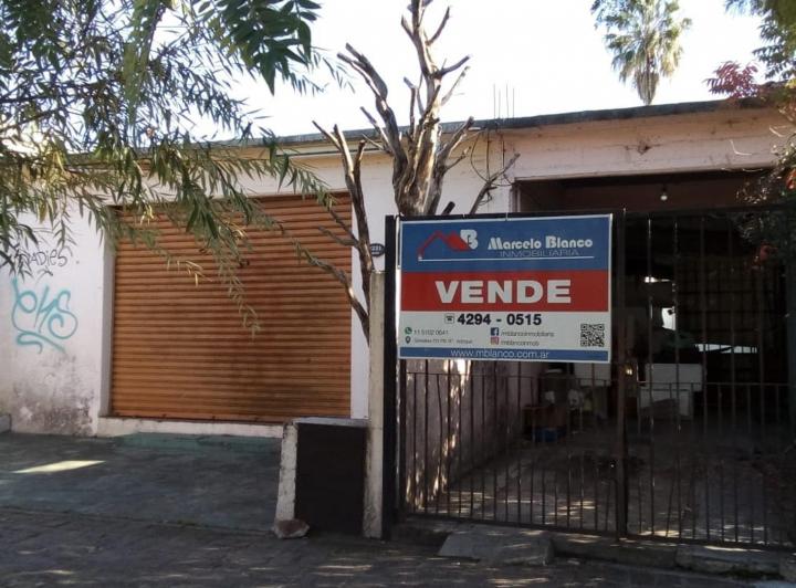 Terreno · 303m²