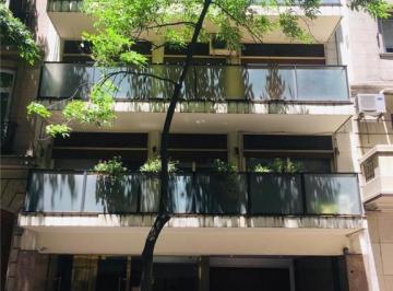 Departamento · 120ha · 4 Ambientes · 1 Cochera · Excelente Semi Piso de Categoría Lleno de Luz y Sol con Muy Lindas Vistas