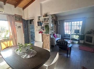 PH de 3 ambientes, Lomas de Zamora · PH en Alquiler 3 Ambientes en Temperley Este con Jardín