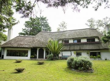 Foto1 · Casa en Venta de 3 Dorm. en Golf - Punta del Este.