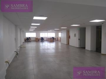 Oficina comercial · 280m² · 1 Ambiente · 2 Cocheras · Oficina con 2 Cocheras. Aire Central. Sarmiento Al 700