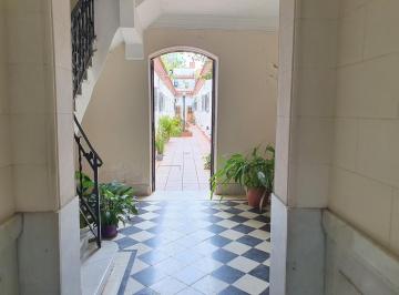 PH · 84m² · 3 Ambientes · PH 3 Amb. a La Calle Antiguo Categ. Patio Parrilla