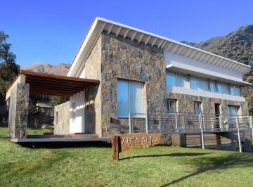Casa · 226m² · 4 Ambientes · 2 Cocheras · Chumamaya, Casa Vista Alta. 226 m² Constr, Lote 1083 m²
