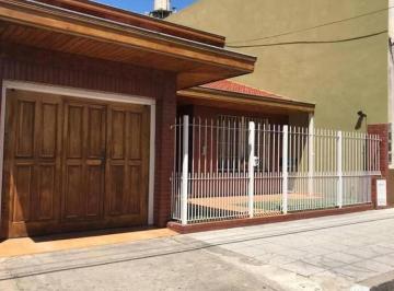 Casa · 111m² · 5 Ambientes · Venta | San Lorenzo 69 | Quilmes Centro
