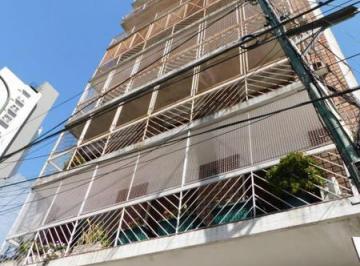 Departamento · 120m² · 4 Ambientes · 1 Cochera · Av Almirante Brown N° 2443, 2°a