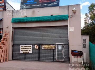 Local comercial · 90m² · 2 Cocheras · Local - Loma Verde