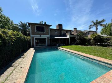 Casa · 200m² · 6 Ambientes · 2 Cocheras · Venta Casa Bella Vista