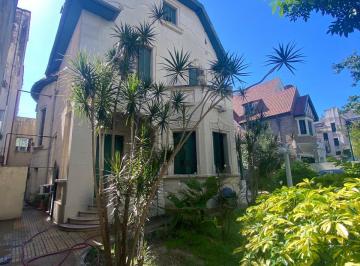 Casa de 16 ambientes, Belgrano · Belgrano R - Sucre 3241 - Casona Antigua 1.120 m² de Terreno - Terreno 20 X 56
