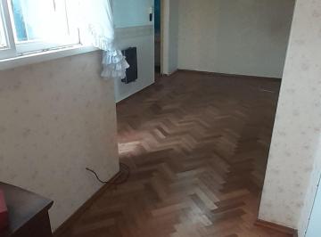 Departamento de 2 ambientes, Lomas de Zamora · 2 Ambientes Buena Ubicación a m. de La Av Pavon