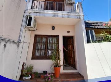 Casa 145m² Venta Villa Luzuriaga · Duplex 3 Ambientes con Cochera en Venta en Villa Luzuriaga