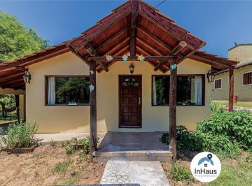 Casa · 80m² · 4 Ambientes · Casa - Villa General Belgrano