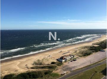 Foto1 · Espectacular Departamento en Venta Frente a Playa Brava, Torre Lobos