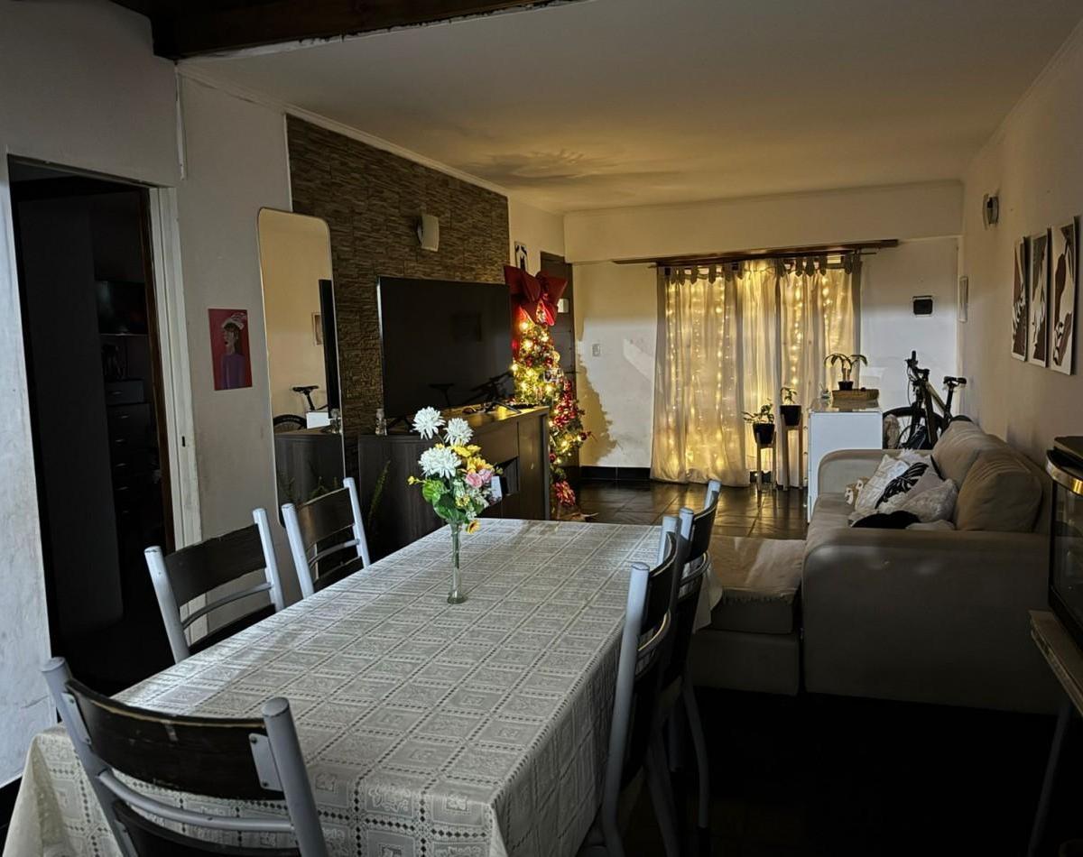 Casa con Parque, 3 amb, 375m² en El Jardin