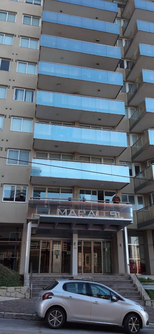 Venta excelente semi piso de 4 ambientes maral 51 vista plena al mar en Playa Chica