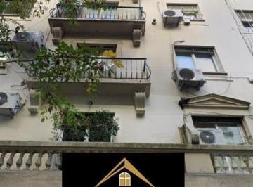 Departamento · 70m² · 2 Ambientes · Importante Semipiso en Recoleta