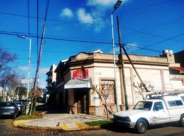 Local comercial · 262m² · 1 Cochera · Local - Lomas de Zamora Oeste