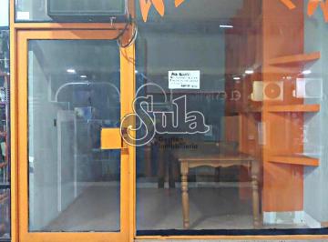 Local comercial , Liniers · Oportunidad Local 24 m C/sótano, Galeria Crédito Liniers