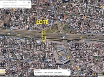 Terreno · 275m² · Lote en Venta:sobre Colectora:21 m Frenta a Autopista 275 m²