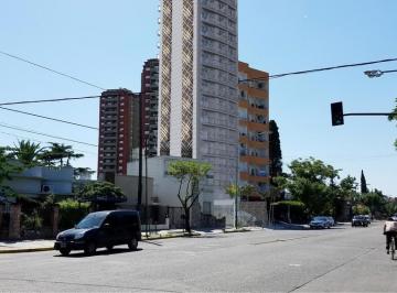 Departamento · 38m² · 2 Ambientes · Excelente Edificio de Departamentos con Piscina y Sum.