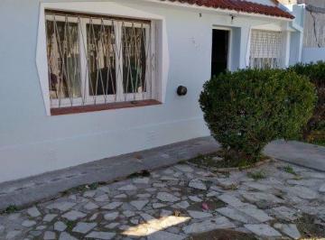 Casa de 4 ambientes, Lomas de Zamora · Casa con Posible Dpto. en Linda Zona