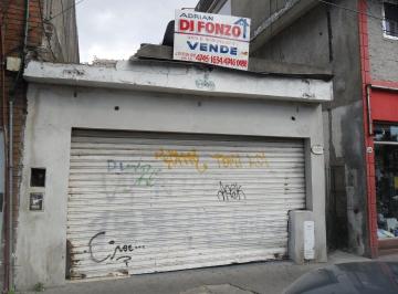 Local comercial · 340m² · 3 Ambientes · Local PH Al Medio y Al Fondo