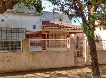Casa · 100m² · 3 Ambientes · Casa
