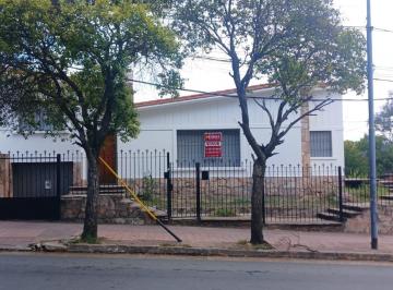 Foto · Mariano Moreno y Montevideo T:239 m² 6 Ambientes 2 Baños Coc Garaje