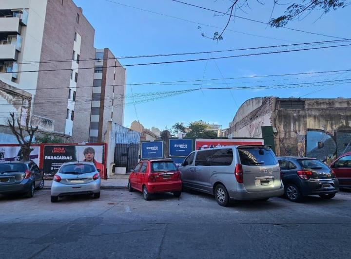 Terreno · 277m²