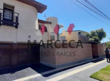 MBR-MBR-642_2 · Venta Casa Cuatro Dorm. Barrio Lejos de Buenos Aires