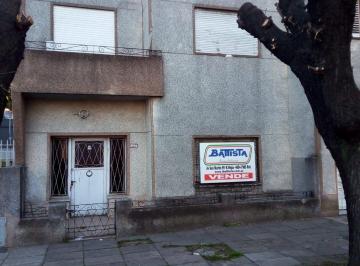 BAT-BAT-2722_2 · Casa 3 Ambientes. | Av Presidente Peron Al 500