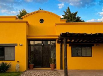 Casa de 2 ambientes, Pueblo Esther · Alquiler Casa Pueblo Esther - Campos de Esther