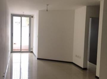 Departamento de 4 ambientes, Córdoba · Alta Cba Tucuman 2400 Excelente Zona Alquiler Dpto 1 Dorm C Balcon Piso 1 Cocina Separada