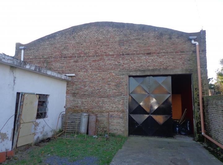 Depósito · 150m² · 2 Cocheras