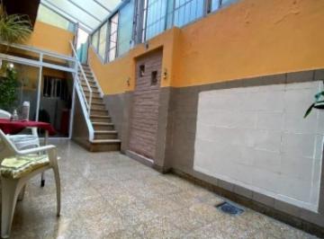PH · 107m² · 4 Ambientes · PH en Venta 4 Ambientes con Patio y Terraza en Almagro