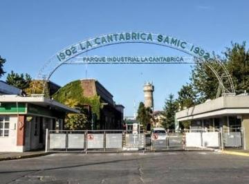 Bodega-Galpón · 2000m² · Galpon en Venta en Haedo Norte
