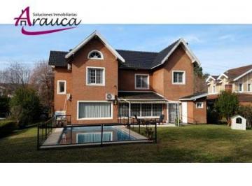 Casa de 5 ambientes, Ezeiza · Casa en Venta de 5 Ambientes en Solar del Bosque, Canning, Ezeiza con Piscina, Galería y Lavadero
