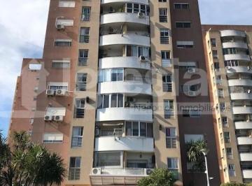 Departamento · 60m² · 3 Ambientes · 1 Cochera · Excelente Departamento de Tres Ambientes con Cochera Cubierta