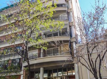 Oficina comercial · 45m² · 2 Ambientes · 1 Cochera · Excelente Consultorio de 50 m² con Balcón Al Frente. Cochera Fija. Belgrano.