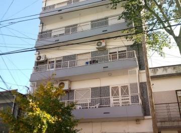 Departamento de 3 ambientes, Avellaneda · 3 Ambientes Wilde Ctro. en Venta con Cochera