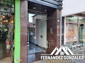 Departamento de 3 ambientes, Lomas de Zamora · Venta de Departamento de 3 Ambientes Sobre Maipú a 100 m de La Estacion.