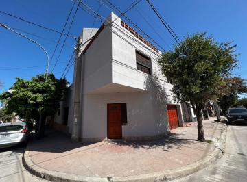 Casa de 5 ambientes, Córdoba · General Deheza 950 - 3 Dorm. 2 Baños