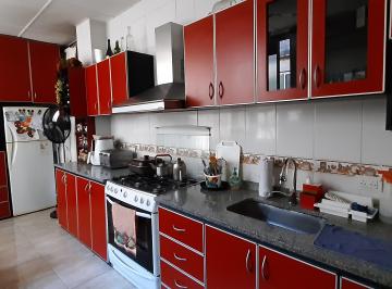 Departamento de 3 ambientes, Lanús · Excelente Depto de 3 Ambientes Amplios de Categoria!